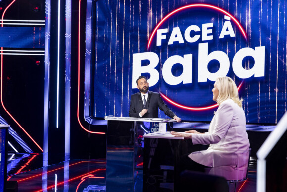 Exclusif - Marine Le Pen sur le plateau de l'émission "Face à Baba" diffusée en direct sur C8 le 16 mars 2022.