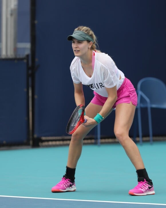 Eugenie Bouchard est sur le terrain d'entraînement avant le début du tournoi Open de tennis de Miami au Hard Rock Stadium Miami Gardens, le 16 mars 2019.