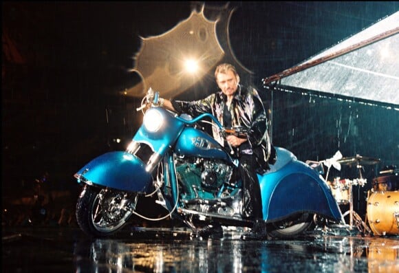 Johnny Hallyday au Stade de France avec sa moto "Laura Eyes", le 11 septembre 1998.