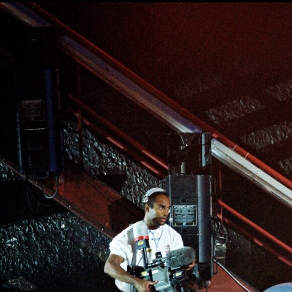 Johnny Hallyday en répétition à moto au Stade de France, le 4 septembre 1998.