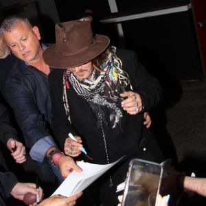 L'acteur Johnny Depp assiste à un concert caritatif à Hollywood, le 19 mars 2022.