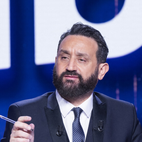Exclusif - Cyril Hanouna sur le plateau de l'émission Face à Baba, présentée par C.Hanouna en direct sur C8 - Paris le 16/03/2022 - © Jack Tribeca / Bestimage 