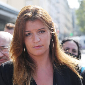 Marlène Schiappa, Ministre déléguée auprès du ministre de l'Intérieur de France, chargée de la Citoyenneté à l'Hyper Cacher pour un dépôt de gerbe en mémoire des victimes de l'attentat terroriste du 9 janvier 2015 dans le cadre de la politique de coopération franco-israélienne en matière d intégration et de citoyenneté. Vincennes, le 20 juillet 2021. 