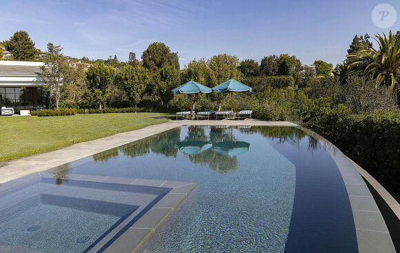 Jennifer Lopez et son compagnon Ben Affleck ont acheté une villa à Los Angeles pour 50 millions de dollars. 