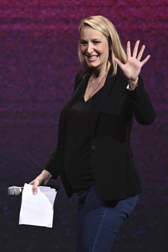 Marion Maréchal - Les candidats à l'élection présidentielle participent au "grand débat des valeurs" organisé par Valeurs actuelles et l'association Les Éveilleurs au parc des expositions à Paris le 22 mars 2022.