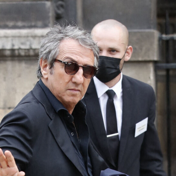 Richard Anconina - Obsèques de Jean-Paul Belmondo en en l'église Saint-Germain-des-Prés, à Paris le 10 septembre 2021. © Cyril Moreau / Bestimage 