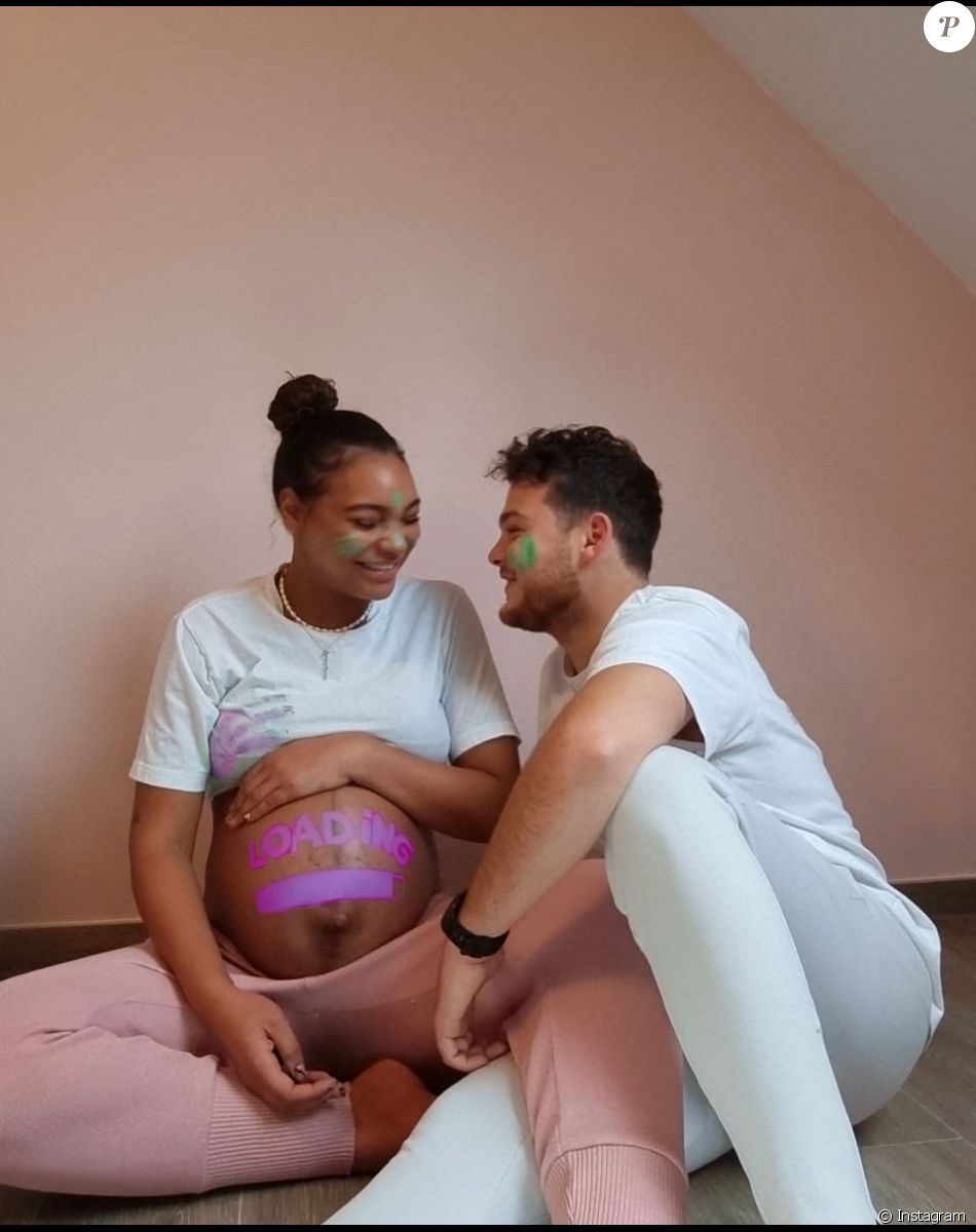 Lysa Rose, ex-candidate de télé-réalité vue dans "L'île de la tentation" et "Les Princes et princesses de l'amour", en couple avec son beau Marc-Antoine.