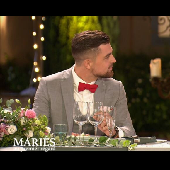 Bruno et sa soeur Carine lors de l'épisode de "Mariés au premier regard 2022" du 28 mars, sur M6