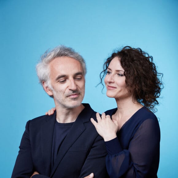 Vincent Delerm et Elsa Lunghini - Studio - Enregistrement de l'émission "Duos Mystères" à la Seine Musicale à Paris, diffusée le 20 août sur TF1 © Gaffiot-Moreau / Bestimage