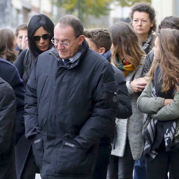 Jean-Pierre Pernaut, sa femme Nathalie Marquay-Pernaut et leur fille Lou lors de la cérémonie religieuse des obsèques de Françoise Pernaut (Pillot) en la cathédrale Notre-Dame d'Amiens, France, le 19 octobre 2016. © Agence/Bestimage