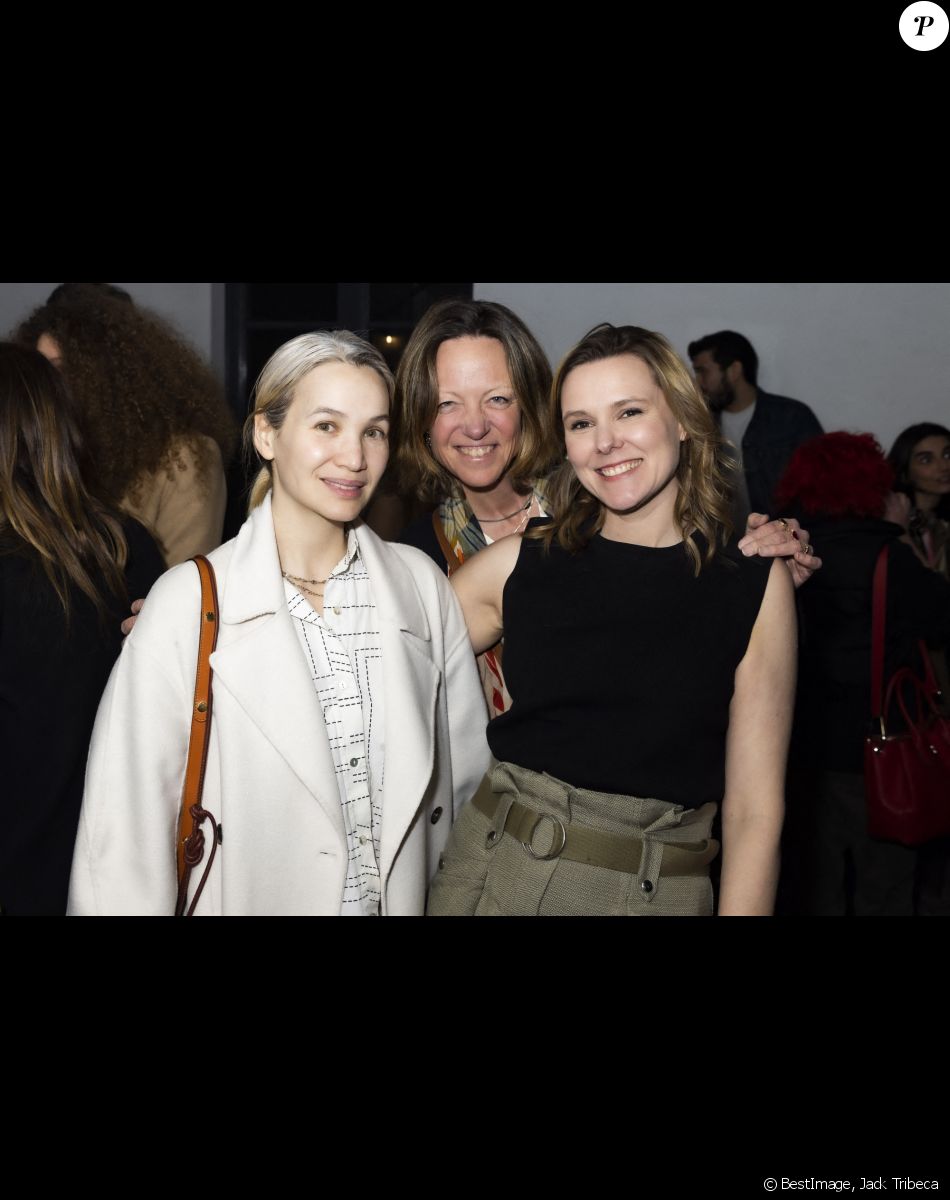 Exclusif - Christine Phung, Stéphanie Roger, Dorothée Contour - Cocktail Chez Marc'O pour la première édition du parcours Off Vendôme. Paris, le 24 mars 2022. © Jack Tribeca / Bestimage