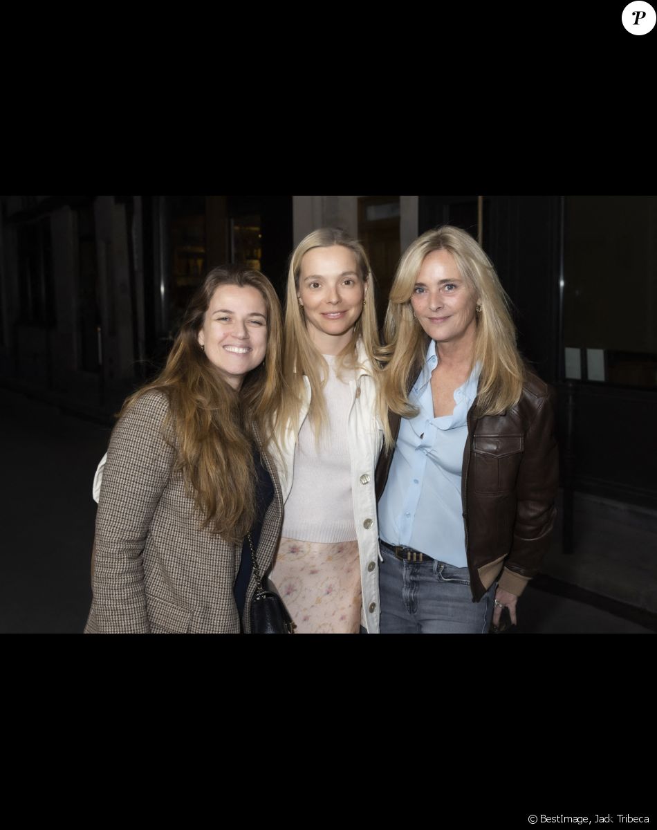 Exclusif - Elodie Piège, Charlotte Chesnais, Marie Poniatowski - Cocktail Chez Marc'O pour la première édition du parcours Off Vendôme. Paris, le 24 mars 2022. © Jack Tribeca / Bestimage