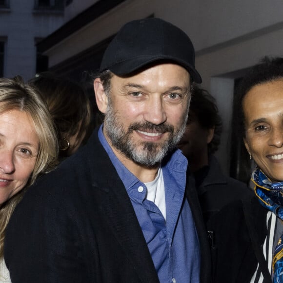 Exclusif - Sarah Lavoine, Vincent Perez, Karine Silla - Cocktail Chez Marc'O pour la première édition du parcours Off Vendôme. Paris, le 24 mars 2022. © Jack Tribeca / Bestimage