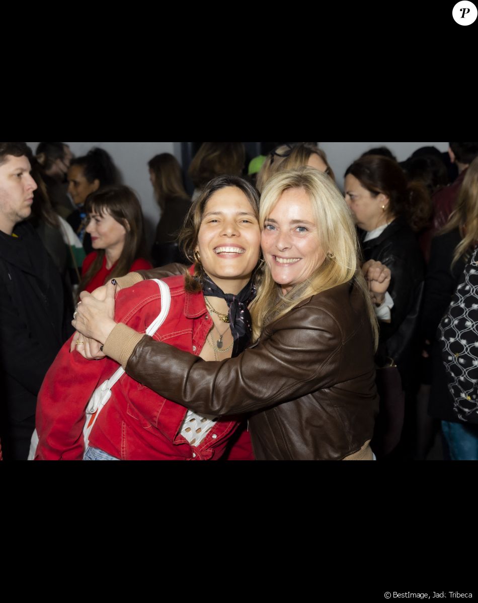 Exclusif - Vanille Clerc, Marie Poniatowski - Cocktail Chez Marc'O pour la première édition du parcours Off Vendôme. Paris, le 24 mars 2022. © Jack Tribeca / Bestimage