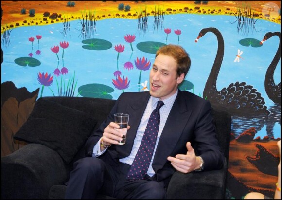 Le prince William rend visite aux habitants du quartier de Redfern, à Sydney, en Australie. 19/01/2010