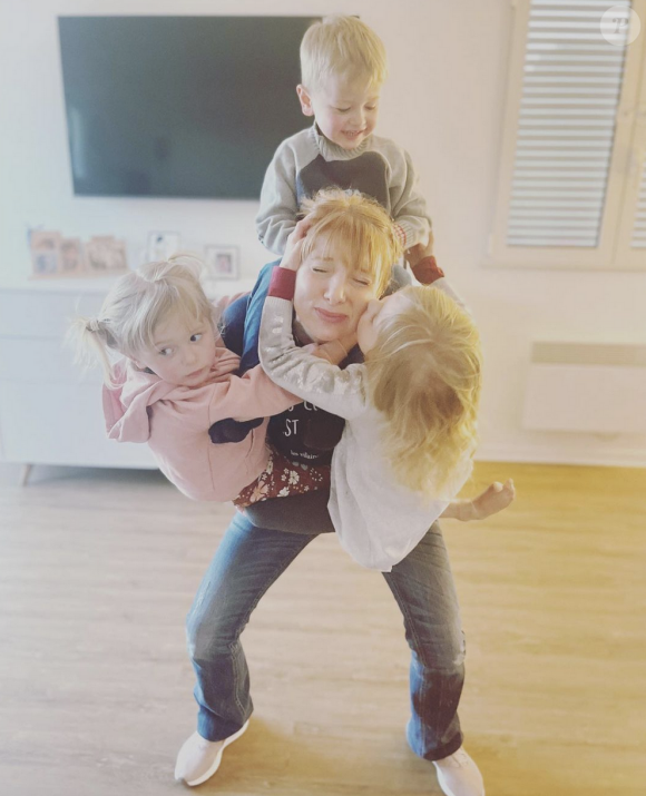 Florie Galli (Familles nombreuses, la vie en XXL) est la maman de cinq enfants, dont des triplés - Instagram