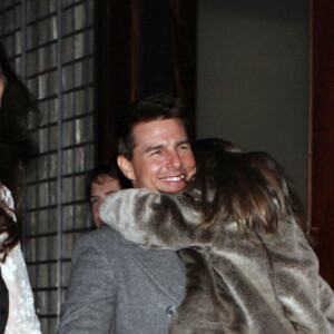 Tom Cruise, Katie Holmes et Suri dînent en famille au restaurant Buddakan à New York pour les 33 ans de l'actrice