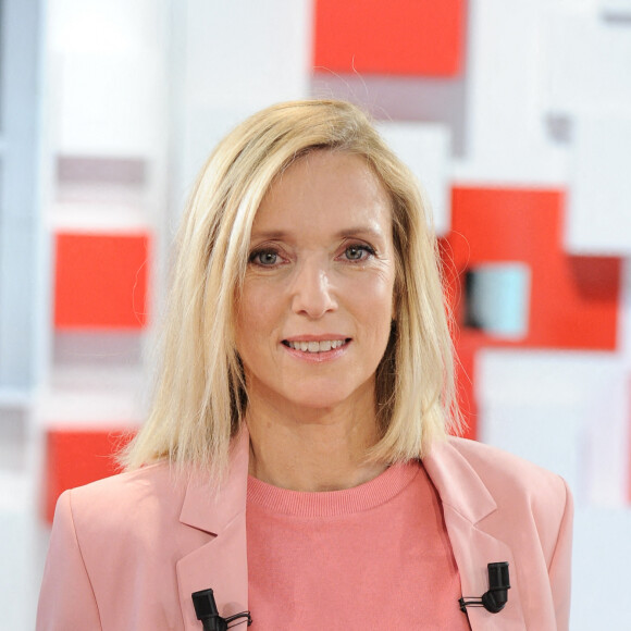 Exclusif - Lea Drucker - Enregistrement de l'émission "Vivement Dimanche prochain" présentée par M.Drucker et diffusée le 20 juin 2021 sur France 2. Le 12 mai 2021 © Guillaume Gaffiot / Bestimage 