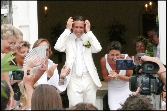 Alessandra Sublet, photo de son mariage avec Thomas : robe très ouverte et cérémonie idyllique à Saint Barthelemy