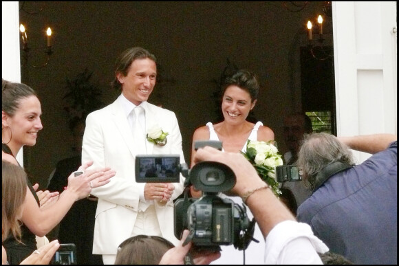 Alessandra Sublet, photo de son mariage avec Thomas : robe très ouverte et cérémonie idyllique à Saint Barthelemy