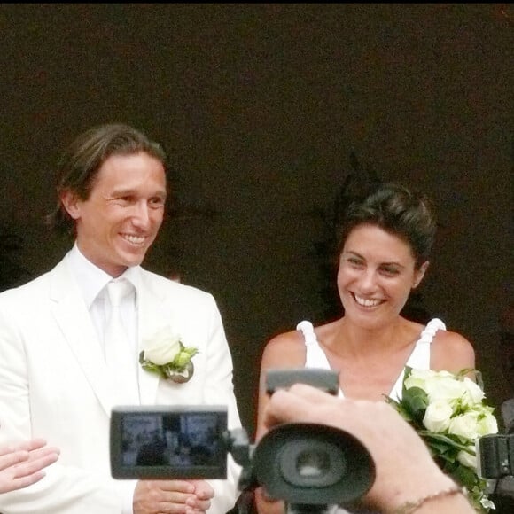 Alessandra Sublet, photo de son mariage avec Thomas : robe très ouverte et cérémonie idyllique à Saint Barthelemy