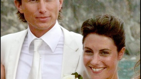 Alessandra Sublet : Photo de son mariage avec Thomas, robe très ouverte et cérémonie idyllique
