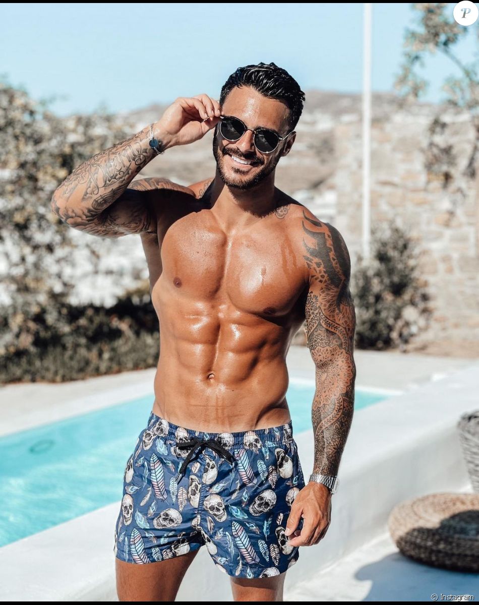 Benjamin Samat torse nu sur Instagram