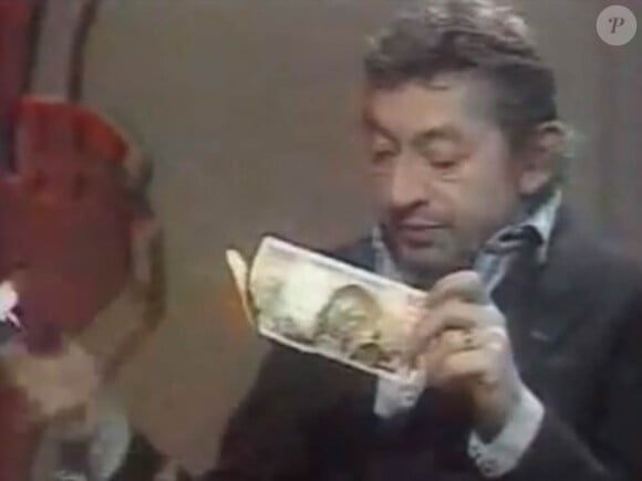 Quand Serge Gainsbourg brûlait un billet de 500 francs...