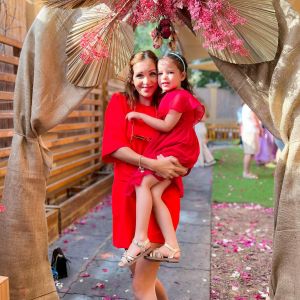 Julia Paredes avec sa fille Luna