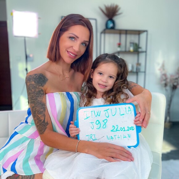 Julia Paredes avec sa fille Luna