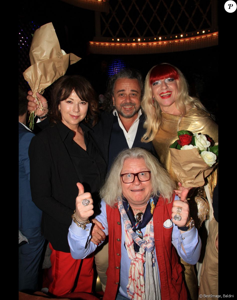 Exclusif - Julie Arnold, Pierre-Jean Chalençon - Dernière représentation du spectacle "Folle Illusion" à La Nouvelle Eve à Paris. Le 7 avril 2022. © Baldini / Bestimage