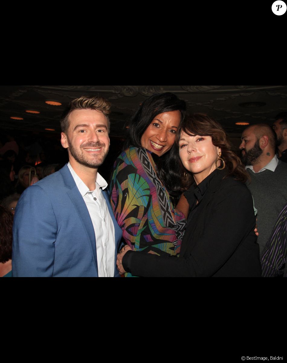 Exclusif - Jonatan Cerrada, Vincent Mc Doom, Julie Arnold - Dernière représentation du spectacle "Folle Illusion" à La Nouvelle Eve à Paris. Le 7 avril 2022. © Baldini / Bestimage