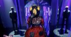 Teri Hatcher se cachait sous le costume de Coccinelle dans "Mask Singer" - TF1