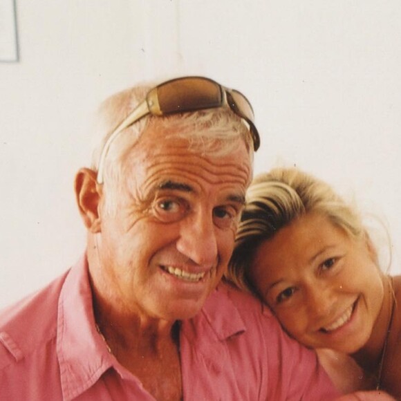 Jean-Paul Belmondo et Natty au moment de la naissance de leur fille Stella en août 2003.