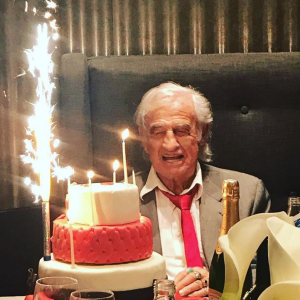 Jean-Paul Belmondo célèbre son 85e anniversaire avec sa famille. Le 10 avril 2018.