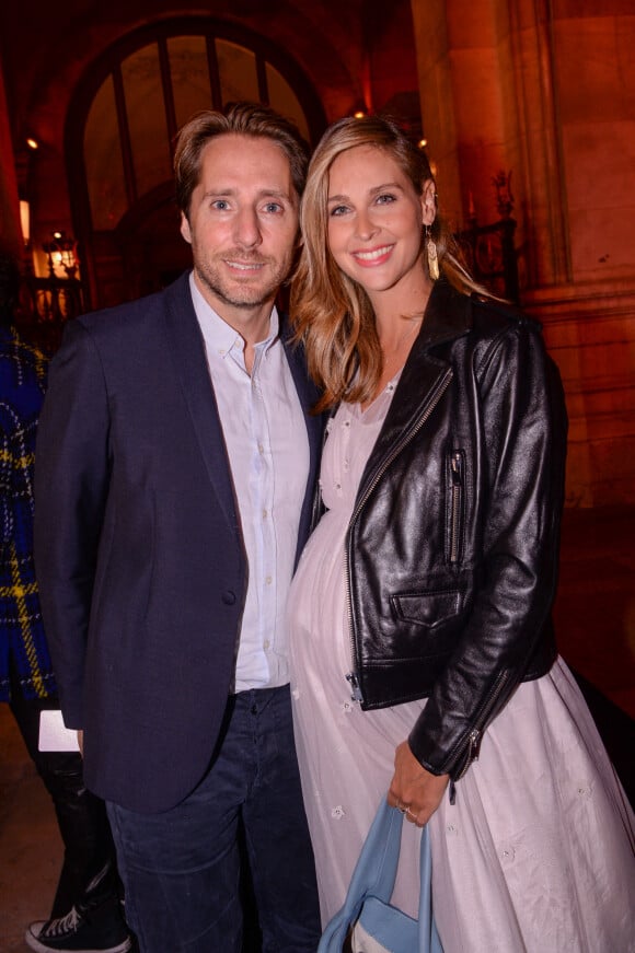 Exclusif - Mathieu Vergne et sa femme Ophélie Meunier - People au défilé Etam Live Show 2021 à l'Opéra Garnier à Paris le 4 octobre 2021. © Cyril Moreau / Rachid Bellak / Bestimage