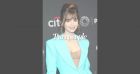 Lily Collins en mini-jupe, Lucas Bravo très barbu... les héros d'Emily in Paris se retrouvent !