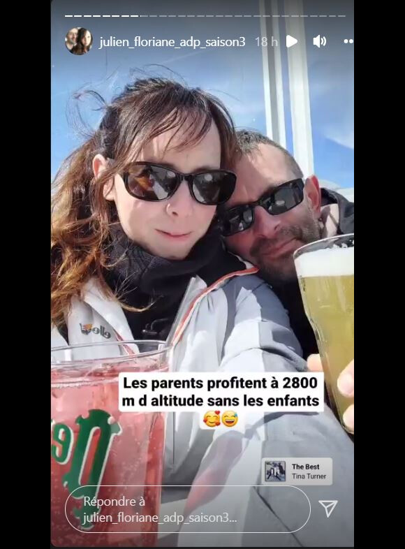 Julien de "L'amour est dans le pré" et sa femme Floriane au ski en famille