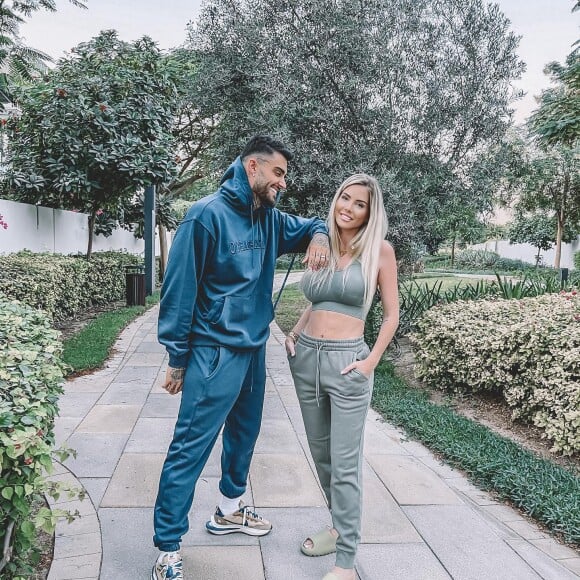 Jessica Thivenin et Thibault Garcia, couple amoureux et comblé par leurs deux enfants Maylone et Leewane.