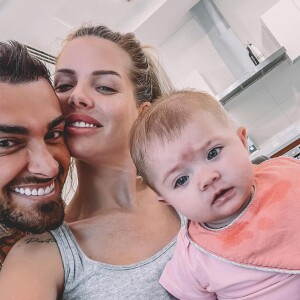 Jessica Thivenin et Thibault Garcia, couple amoureux et comblé par leurs deux enfants Maylone et Leewane.