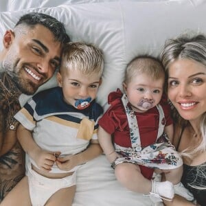 Jessica Thivenin et Thibault Garcia, couple amoureux et comblé par leurs deux enfants Maylone et Leewane.