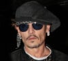 Johnny Depp quitte la soirée d'anniversaire de Lady.G au restaurant Gjelina à Los Angeles le 28 mars 2017. 
