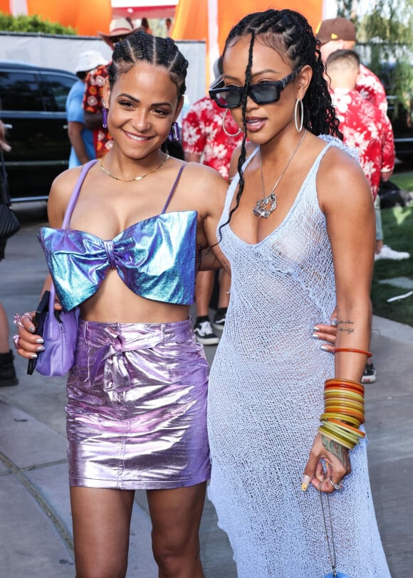 Christina Milian, Karrueche Tran au photocall du festival "Revolve 2022" à La Quinta, le 16 avril 2022. 