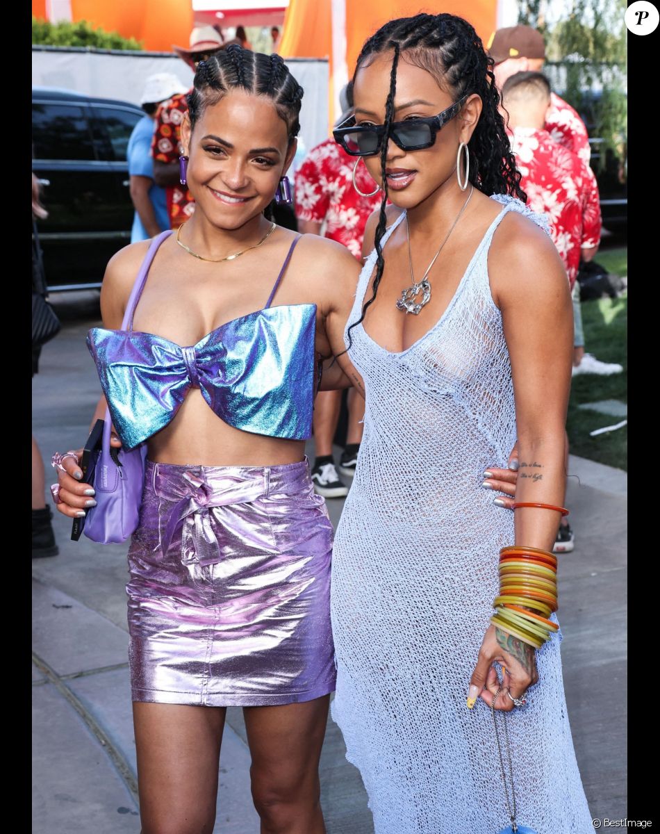 Christina Milian, Karrueche Tran au photocall du festival "Revolve 2022" à La Quinta, le 16 avril 2022.