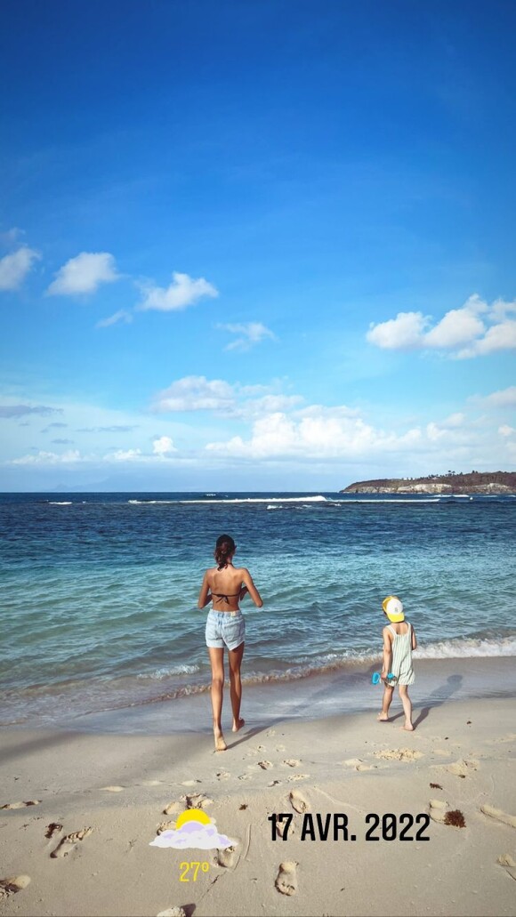 Jérémy Frérot et Laure Manaudou en vacances avec leurs enfants en Guadeloupe.