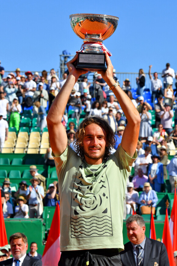 Stefanos Tsisipas durant la finale du Monte-Carlo Rolex Masters 2022 à Roquebrune Cap Martin, le 17 avril 2022. Le grec Stefanos Tsisipas a remporté pour la seconde fois le tournoi en battant l'espagnol Alejandro Davidovich Fokina en 2 sets (6-3, 7-6). © Bruno Bebert / Bestimage