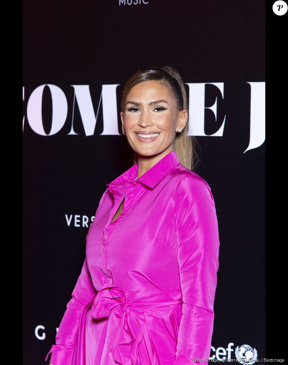 Vitaa au photocall de la soirée "Unis comme jamais" au profit de l'Unicef, au pavillon Cambon à Paris. Le 8 novembre 2021 © Pierre Perusseau / Bestimage
