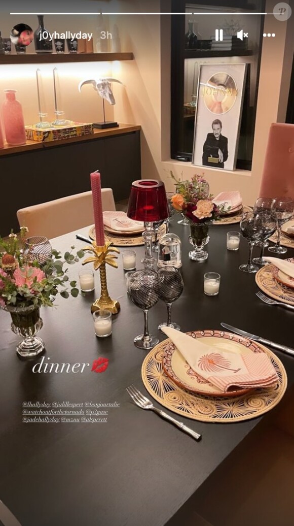 Louane et Florian Rossi invités à dîner chez Laeticia Hallyday à Los Angeles