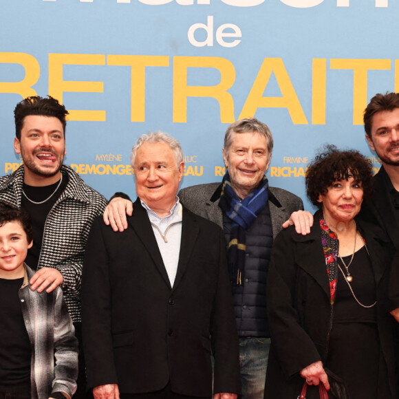 Firmine Richard, Marianne Garcia, Kev Adams, Daniel Prévost, Thomas Gilou, Liliane Rovère, Mylene Demongeot, Stan Wawrinka - Avant-première du film "Maison de retraite" au cinéma Le Grand Rex à Paris le 10 Février 2022. © Rubens Hazon/Bestimage