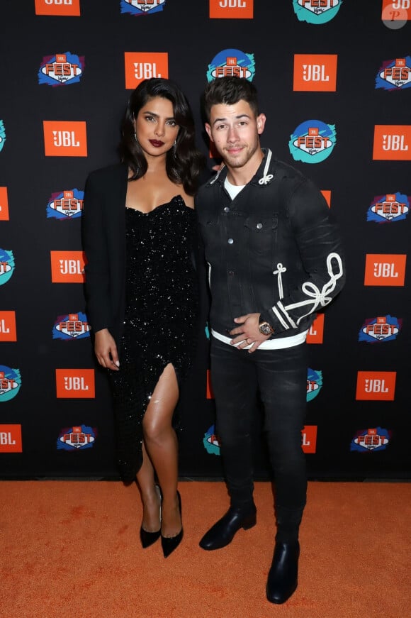 Priyanka Chopra et son mari Nick Jonas au photocall de la 3ème édition de la soirée "JBL Fest" à Las Vegas, le 10 octobre 2019.